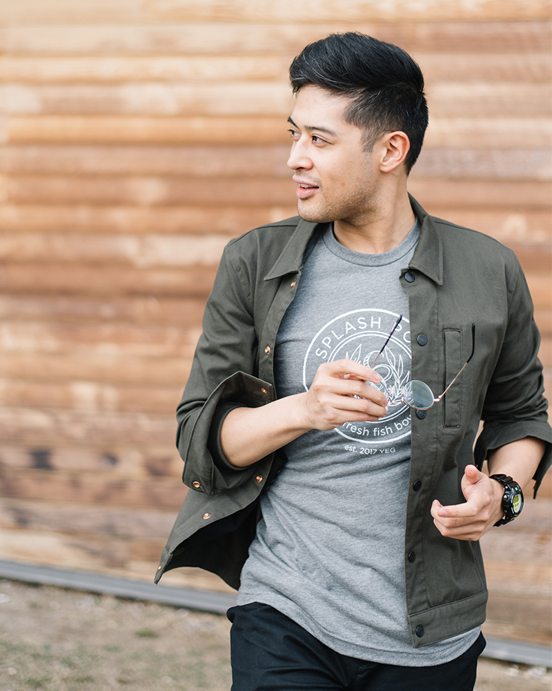 SP_Merch_Grey-Crest-Tshirt_001